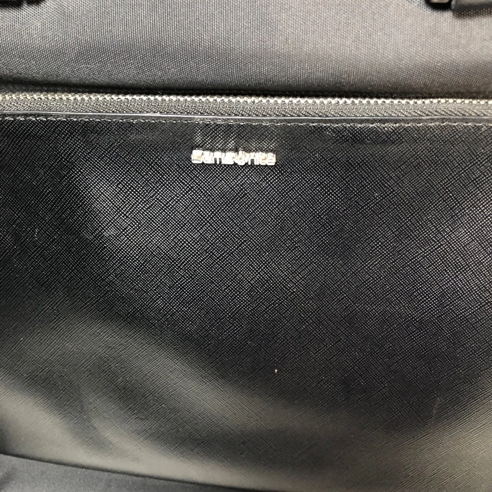 Samsonite Black Nylon Laptop Work Tote Carryall Shoulder Bag Large Travel Purse